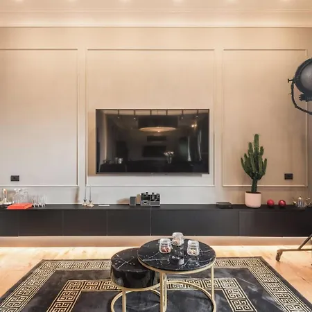 Cohels Rise Apartment Rom